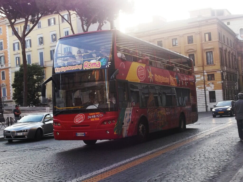 hop on hop off rome bus tour City Sightseeing