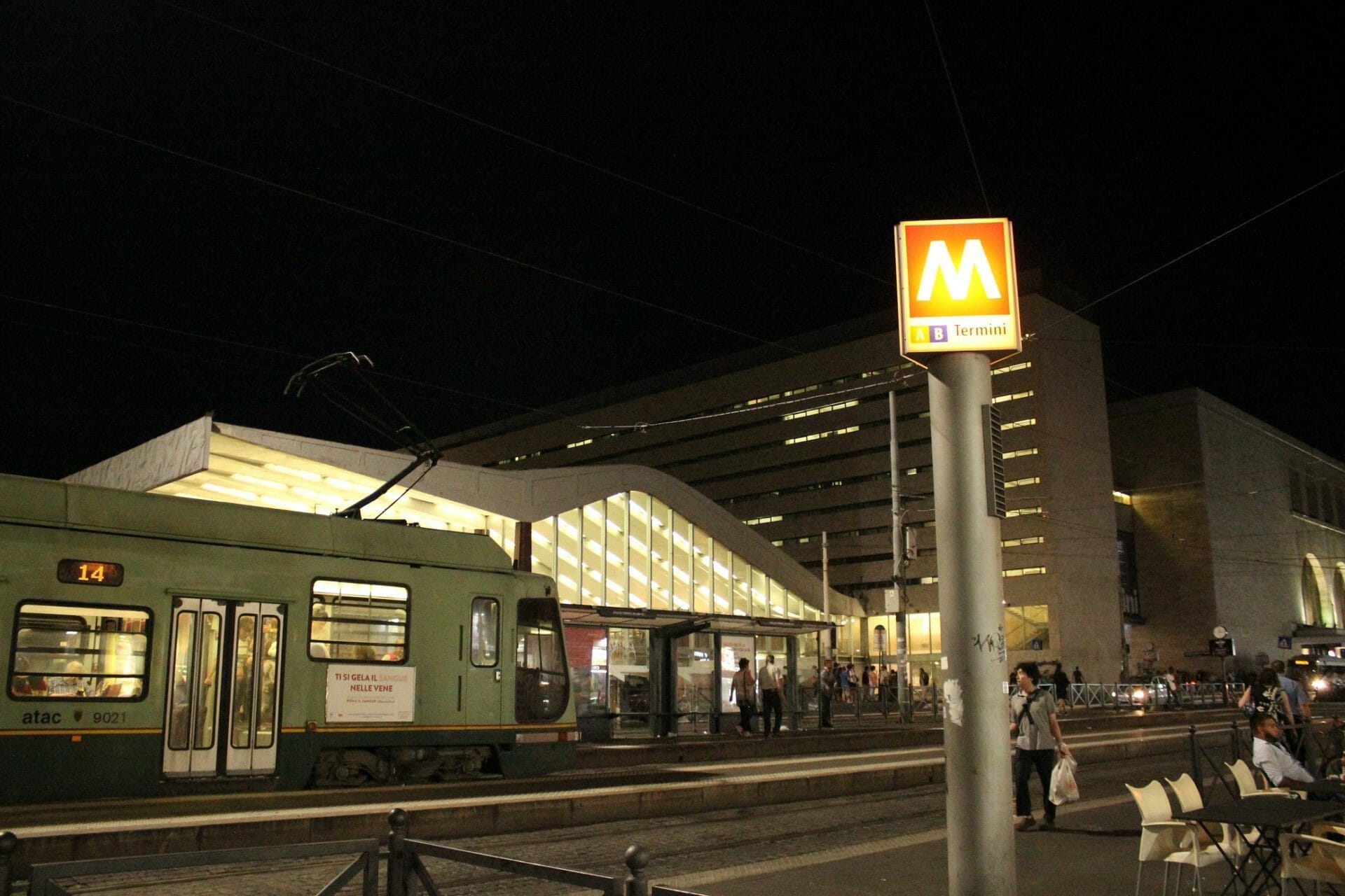 rome's public transport Metro