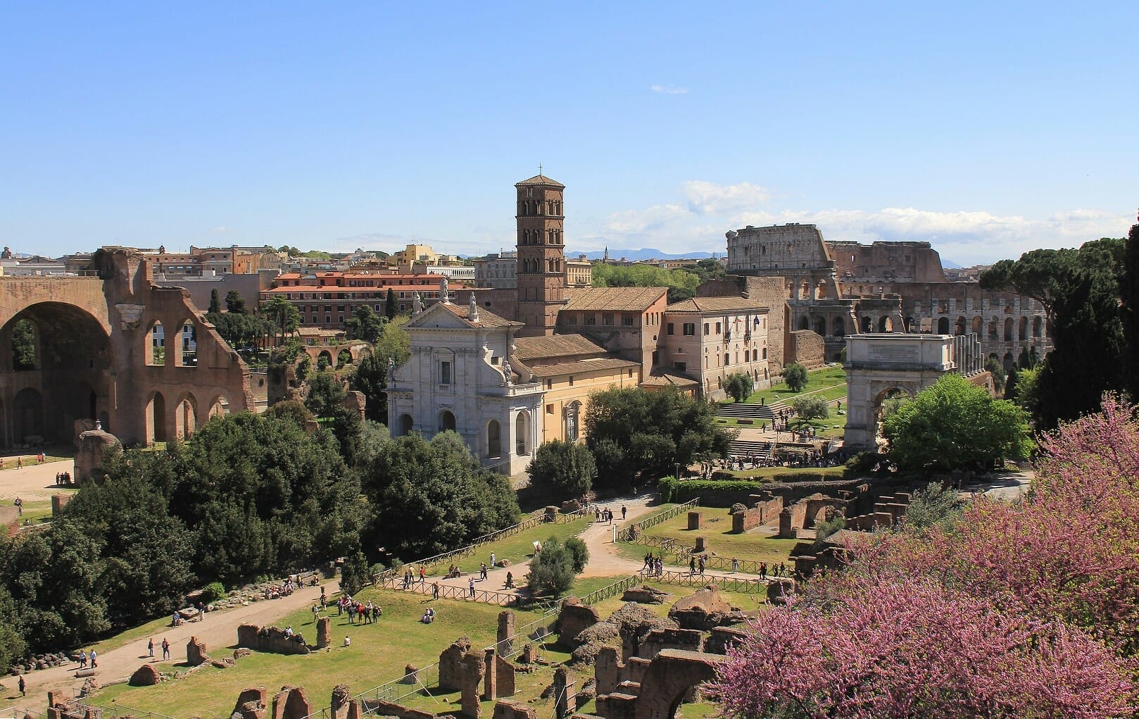 Best things to do in Rome palatine hill