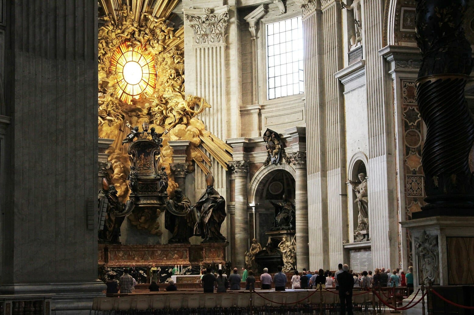 Visit the Vatican mass peters basilica