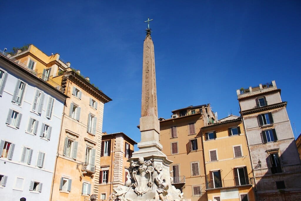 piazzas in rome Piazza Della Rotonda