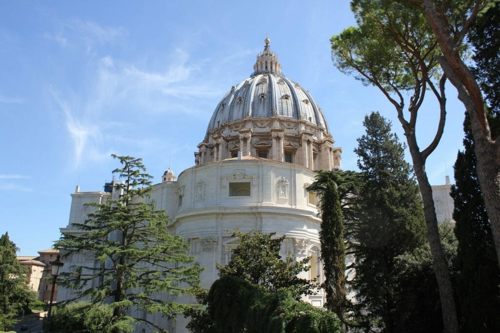 romantic restaurants in rome Saint Peters Basilica