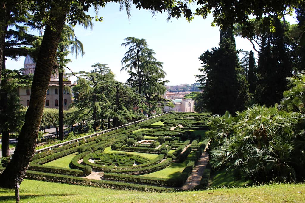 rome romantic Vatican Garden