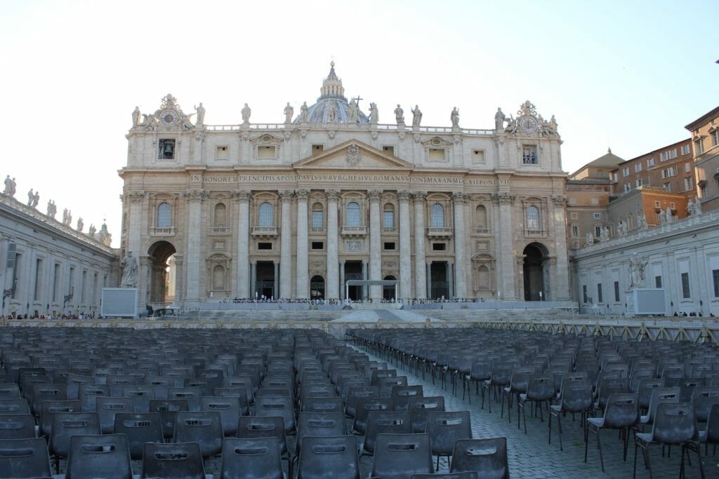 st peter’s basilica ticket square