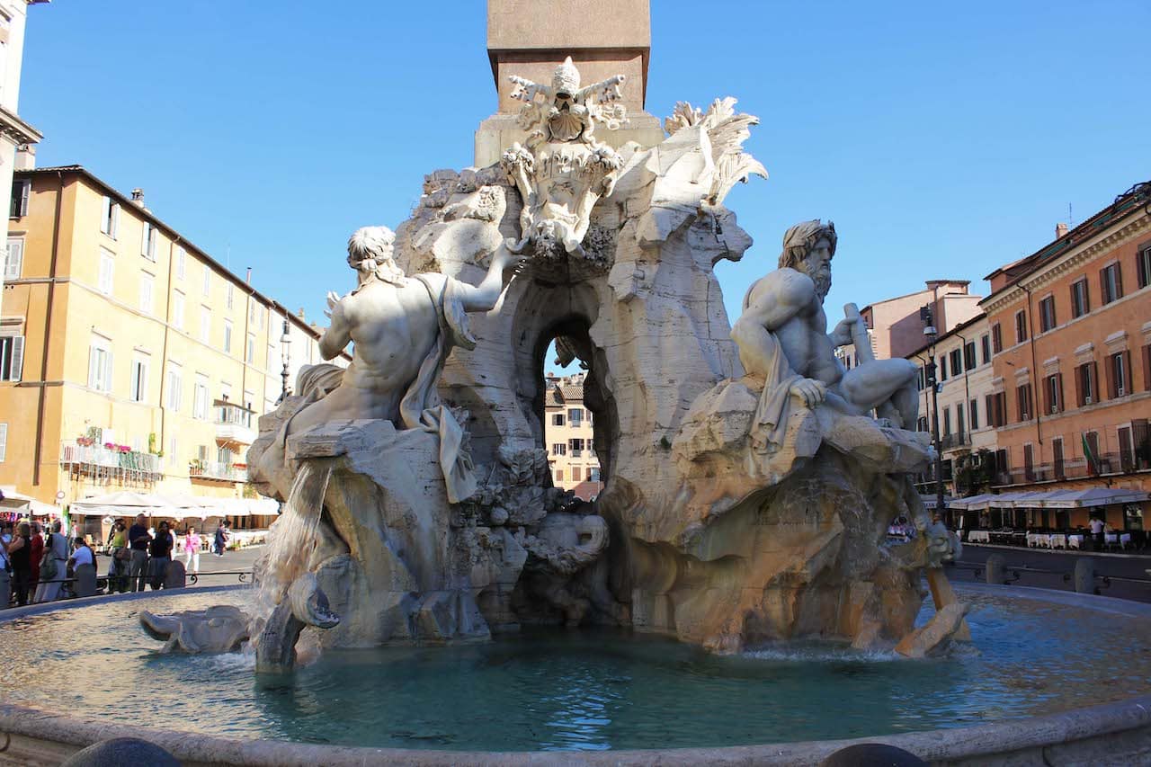 piazza navona fontana dei quattro fiumi