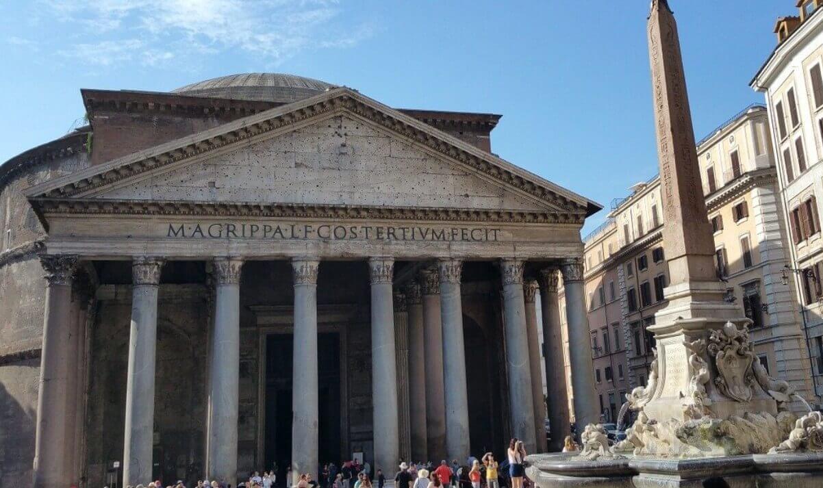 Famous Pantheon Roman ruins