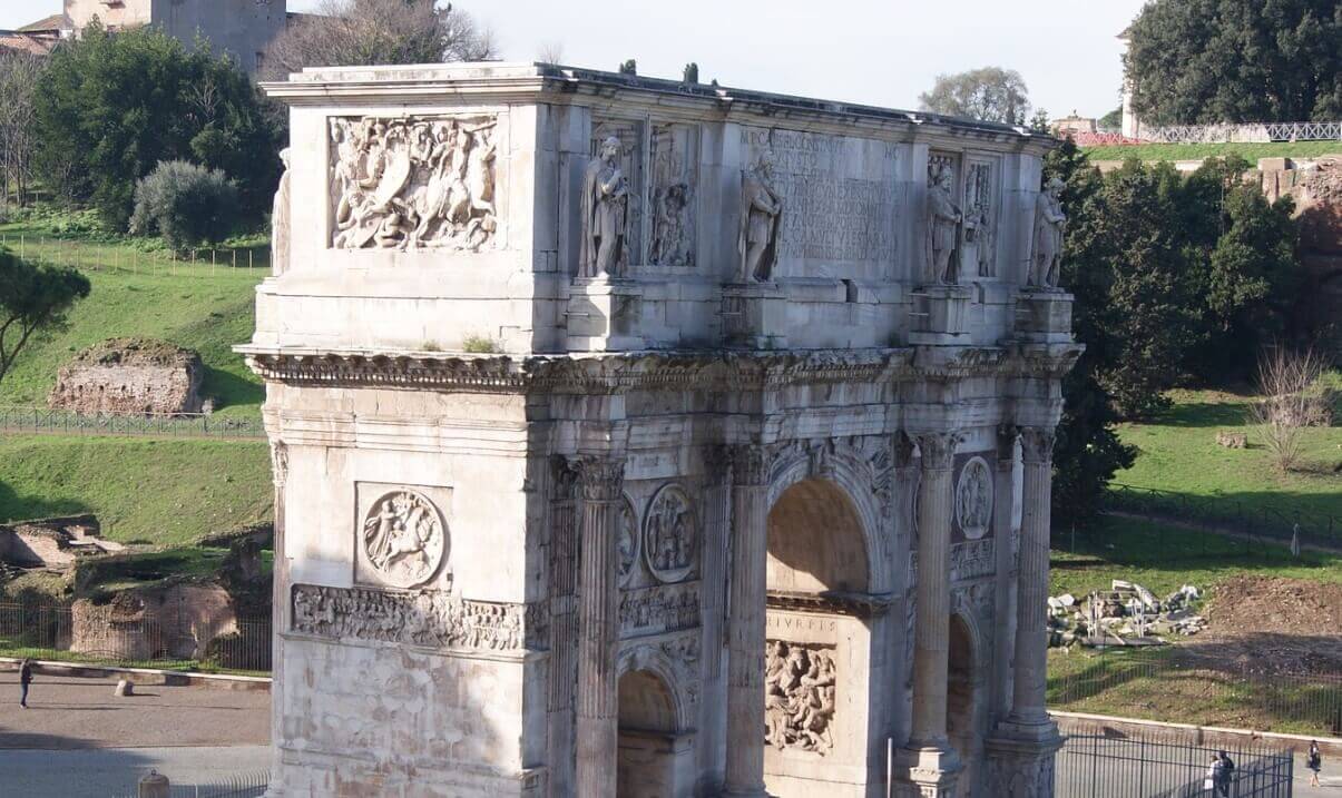 The arch of Constantine Rome monument