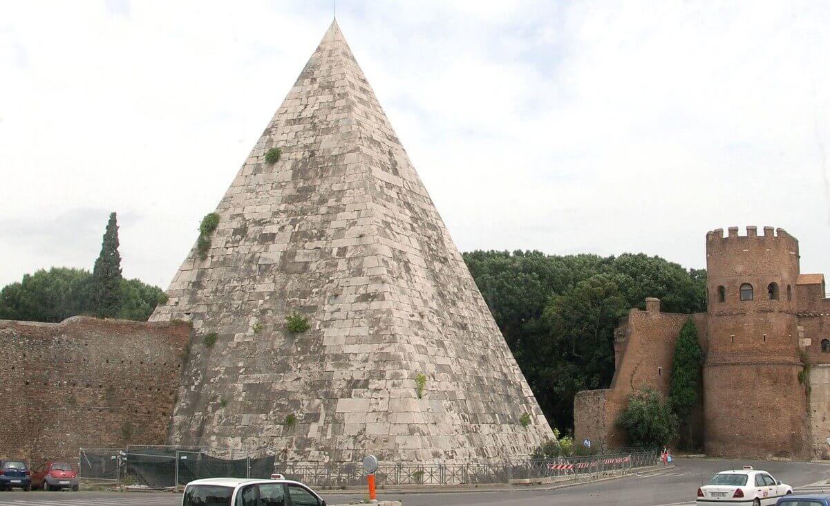 Pyramid Cestius in Rome