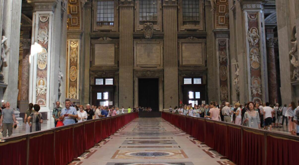 Dress code in Vatican City