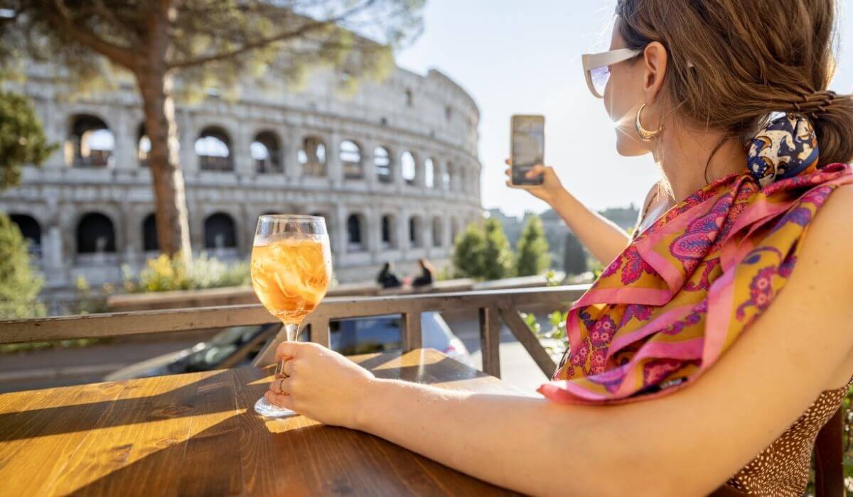What is aperitivo in Rome