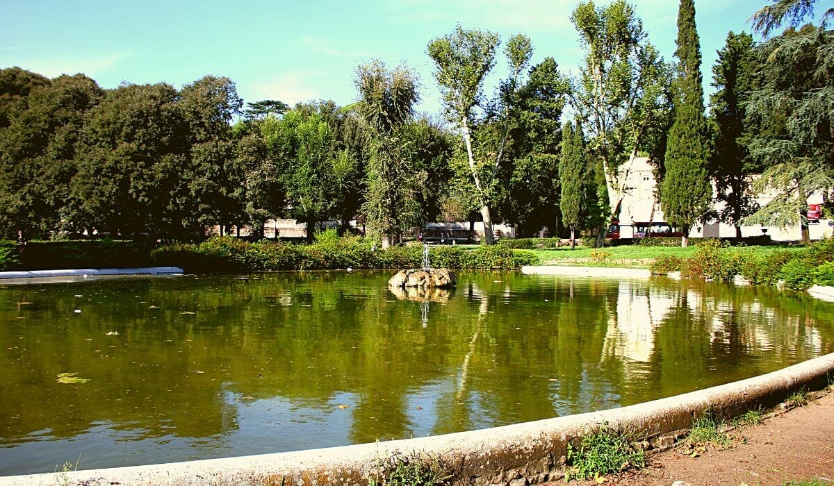 Gardens in Rome guide