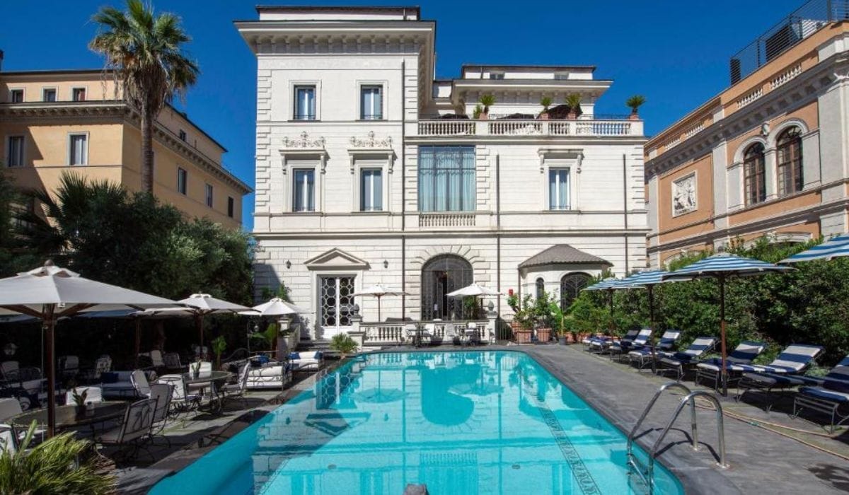 @booking.com_pallazo_dama_swimming_pool_hotels_near_trevi_fountain_rome @booking.com Pallazo Dama hotel