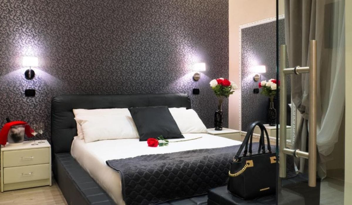 @booking.com_operà_suites @booking.com Operà Suites