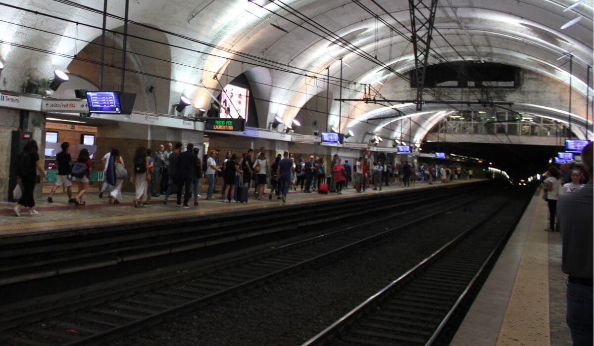 Termini station Rome Scams