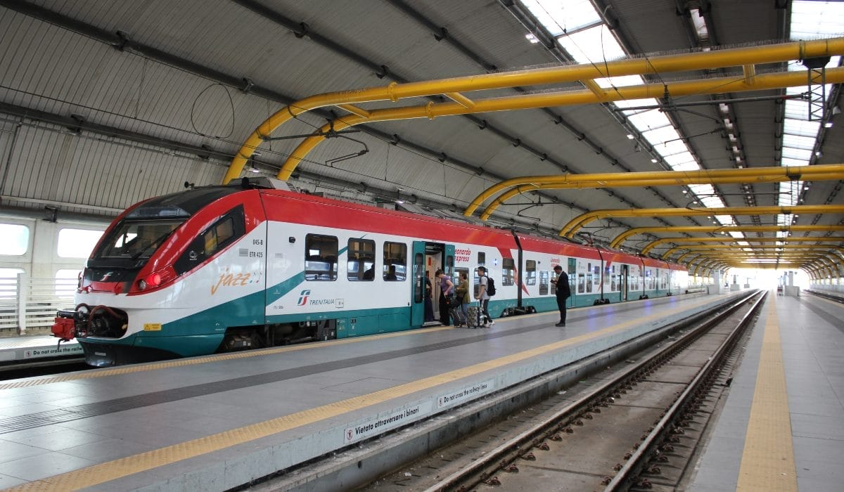 Rome public transport train station