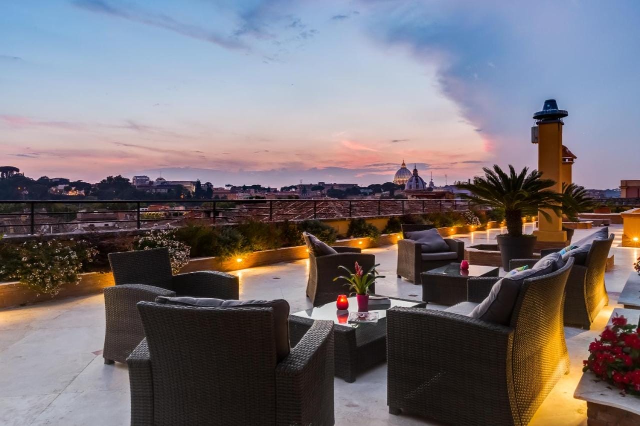 Hotel Navona Queen rooftop @booking.com