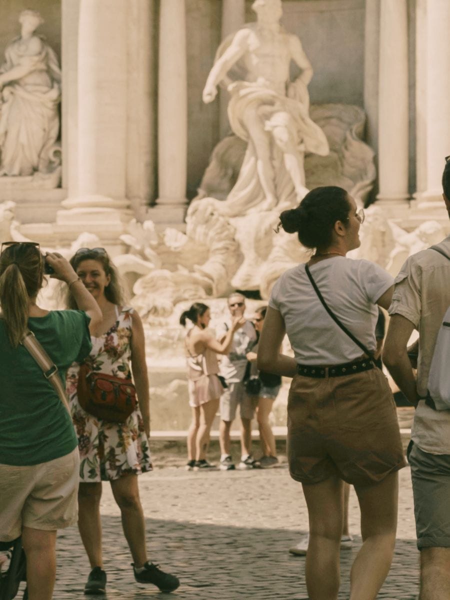 fountain hunt family trip to Rome