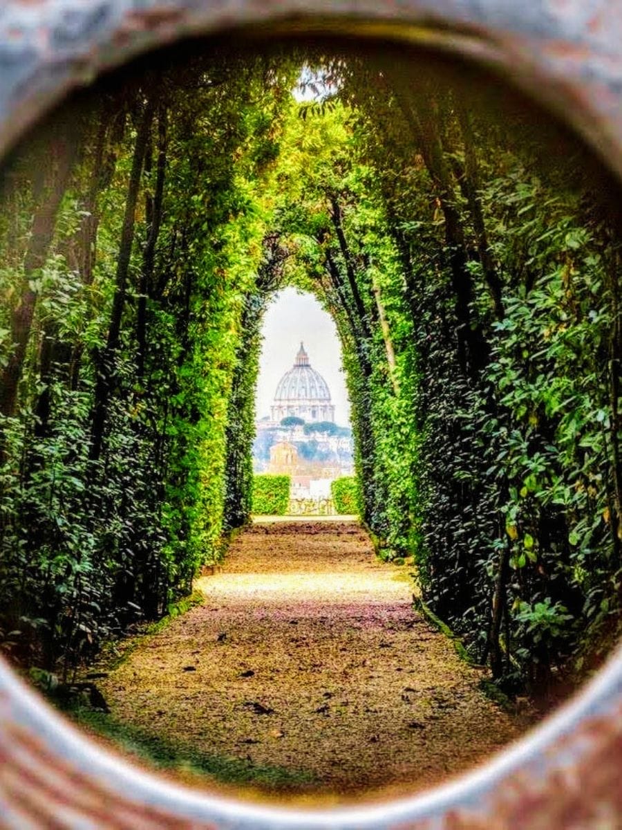 Aventine hill keyhole Rome view